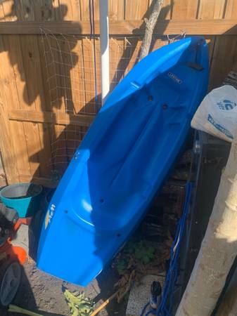 Lifetime kayak 1
