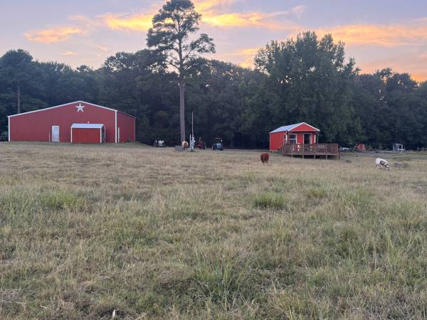 $625 Full hookup 50-amp RV space available for long-term rental (Clarksville Arkansas)