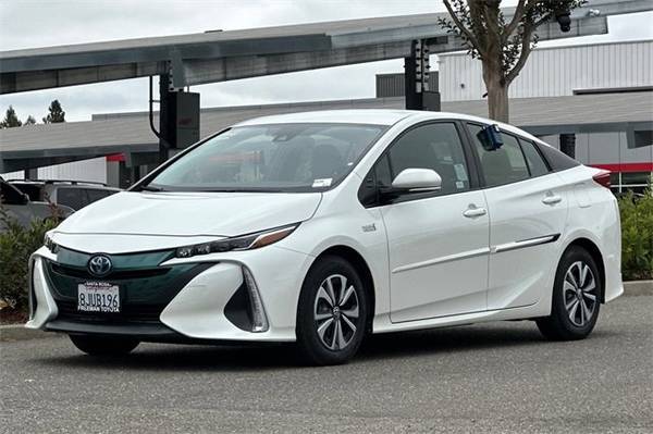 2019 Toyota Prius Plug In Híbrido - $21,591 (santa rosa)63499168949507122
