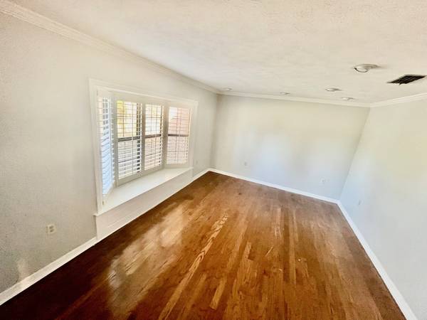 $4,400 / 4br - 3333ft2 - SWEET 3333 Square Foot Dade City (4BR/3.5BA/Oversized 2 Car Garage) (Dade City)63980540226178123