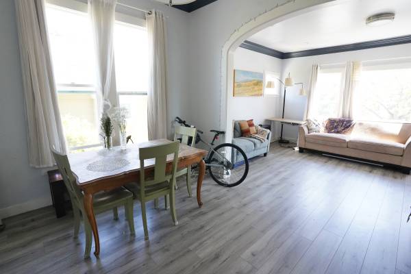 $850 / 4br - Sunny Room in 4BD/ 2BA (alameda)63695859259265124
