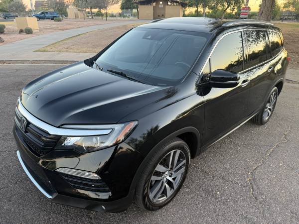 2017 HONDA PILOT ELITE AWD 1