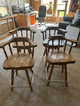 4 Solid Wood Swivel Bar Stools 1