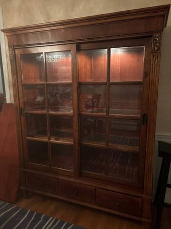 Curio cabinet 1