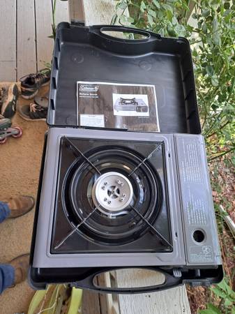 Coleman single burner butane stove 1