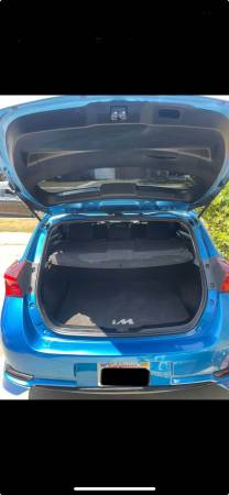 Toyota Corolla IM - $8,500 (Whittier)63470773279619123