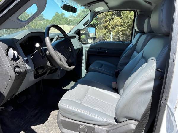 2015 Ford F-450 - Photo 8