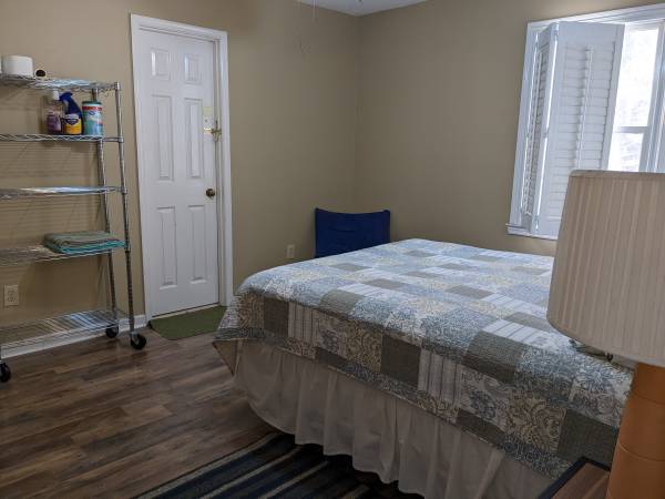 $795 / 1 habitación - 300 pies² - Gran dormitorio amueblado con closet de tamaño completo, baño semi-privado, buena zona (Hwy 280/Inverness)63314310647683121
