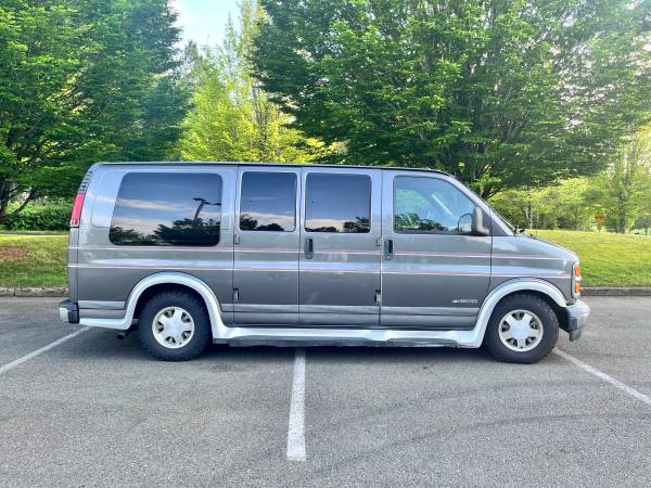 1999 Chevrolet Express Gray Conversion - Photo 15