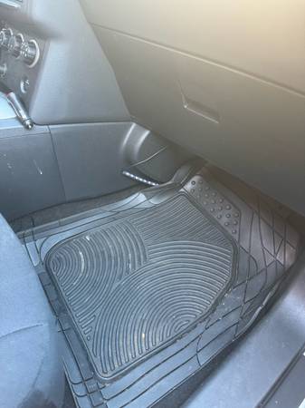 Nissan Rogue 2011 $3200 de particular - $3.200 (East Harlem)63470615969795124