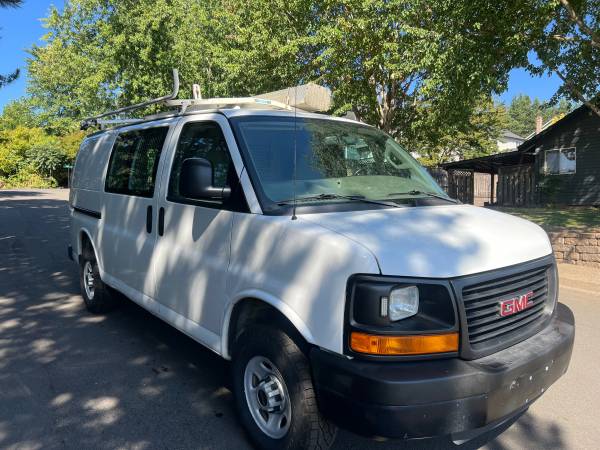 2016 GMC SAVANA 3500 4X4 LLAME/ENVÍE UN MENSAJE DE TEXTO 503-481-5379 - $17,995 (Dundee)63495230447105122