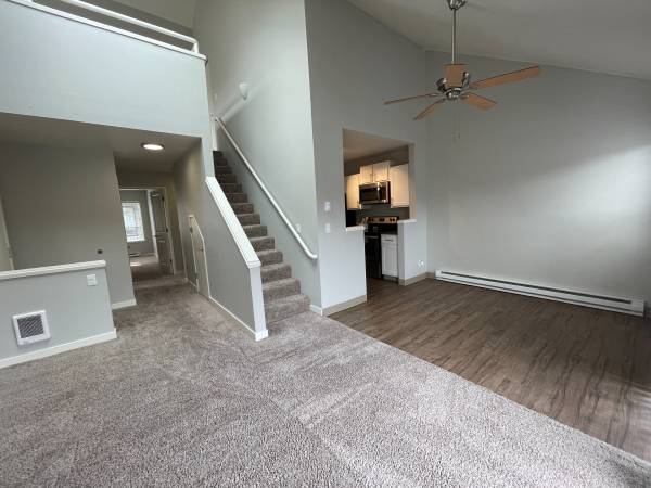$1,967 / 2br - 1083ft2 - 2 Bed W/ Loft Space🏠Bright Skylight!🔆Save up to $400 on move in! (14300 SW Teal Blvd Beaverton, OR)64038882130305120