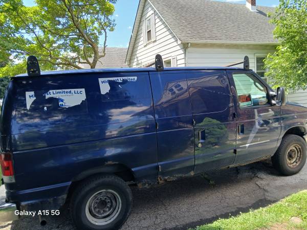 2008 Ford E 250 - Photo 4