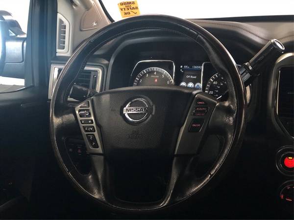 2019 Nissan Titan Platinum Reserve - Photo 15