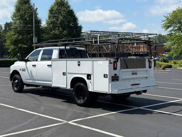 2018 RAM 3500 Crew Cab - Photo 3