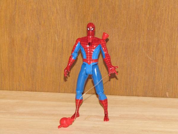 1992 Marvel Super Heroes Enemy Tracking Spider-Man Action Figure 1