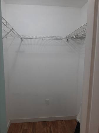 $1,400 / 2br - 2 bedroom efficiency for rent (Pine Crest/ Richmond Heights)64049281486467124