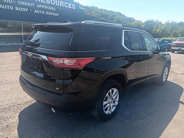 2018 Chevrolet Traverse LT AWD 3.6L 6cyl 3rd row seat 67k miles - $19995.0063442679212033122