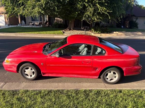 1995 ford mustang  3.8 V6 base coupe - $3,000 (dublin / pleasanton / livermore)63487013755649121