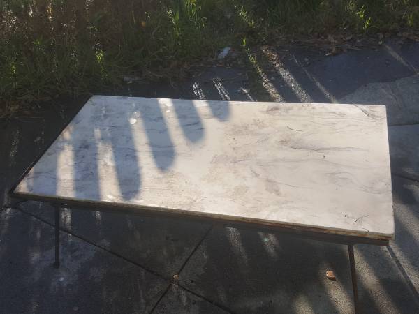 Turbana Garden Table Mable & Iron 1