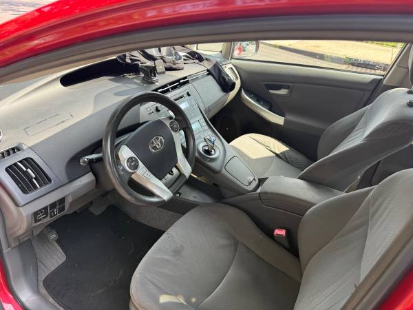 Toyota Prius de propietario, excelente estado, solo 177,000 millas - $4,80063470618951297122