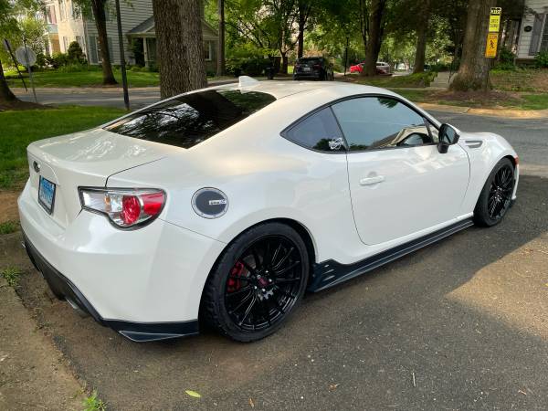 2015 Subaru BRZ Serie.Blue - $17,500 (Gaithersburg)63616364455555124