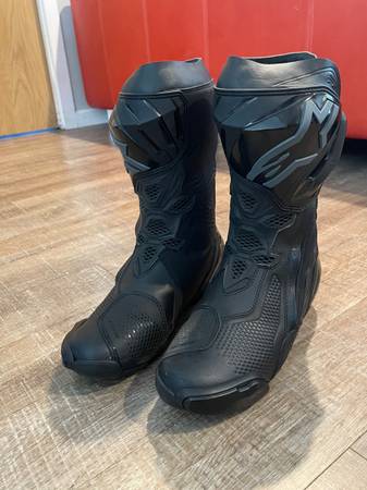 Alpinestars Supertech R Motorcycle Racing Boots size euro 43 (mens 10) 1