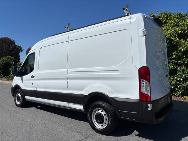 2021 Ford TRANSIT 250 HD - Photo 5
