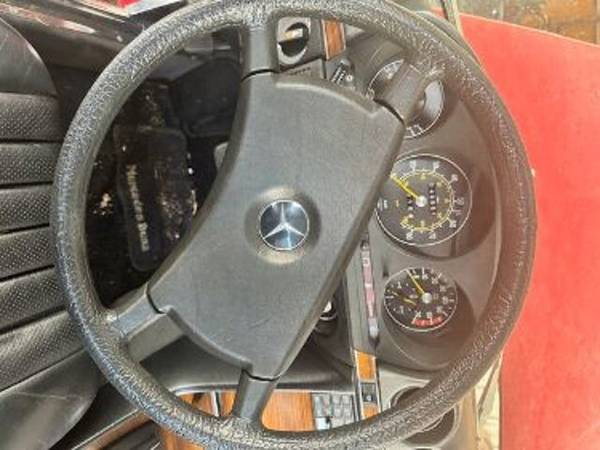 1982 Mercedes Benz 380sl - $27,500 (Bellevue)63624473423107123