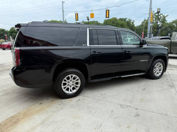 2016 GMC YUKON XL SLT 4X4 FINANCE AVAILABLE - $16,995 (Detroit)63488230733057123