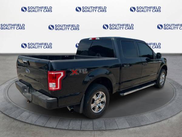 2017 Ford F150 XLT pickup - Photo 7