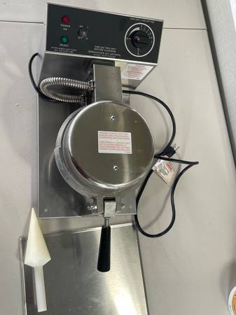 Commercial Giant Waffle Cone Baker 1