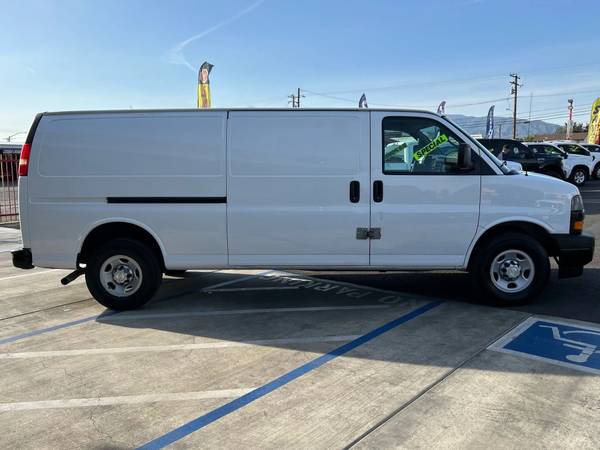2018 CHEVROLET EXPRESS 3500  >  CALL NOW! (909)>587>21>24 EZ FINANCE!! - $17,975 (San Diego)63470063391491124