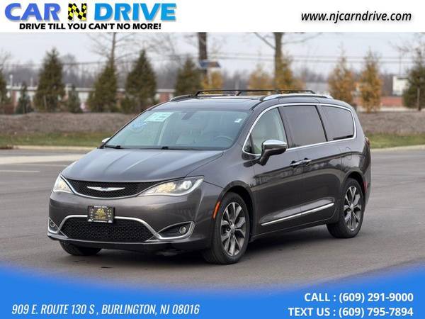 2018 Chrysler Pacifica Limited 1