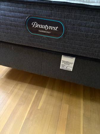 Beautyrest Harmony Mattress and BoxSpring with Bed Frame. Size Full 1