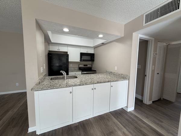 Second floor 2/2 pets allowed. Granite counter tops, very quite locati 1