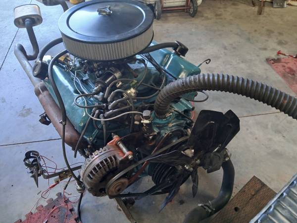 Mopar 383 engine 1