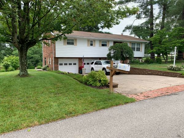 $289,000 / 3br - 2038ft2 - 3BR/2 & 1/2BA Gem in Milton FSBO $289,000 (Milton)63989521135875122