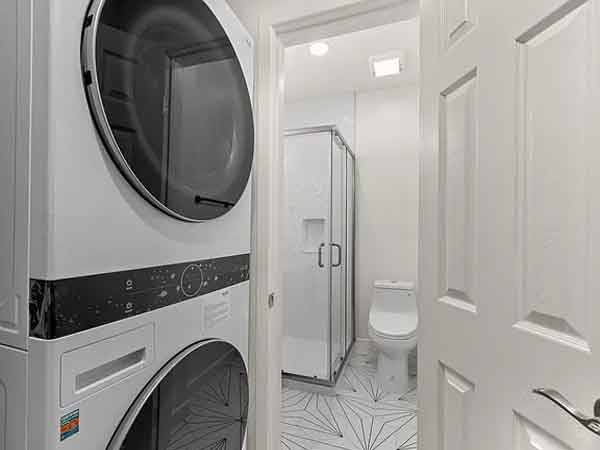 $1,300 / 3br - ..,,+,,,3828 Arizona St 3BD apt - Unit C. (3828 Arizona St APT C, San Diego, CA)63701605245059124