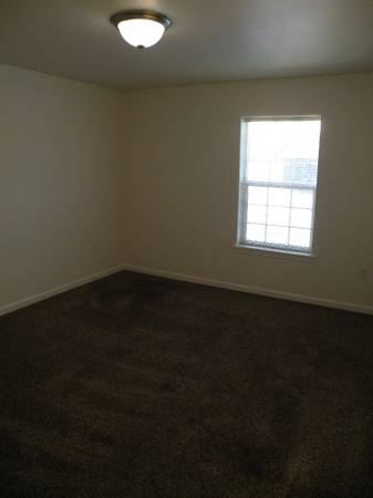 $1,795 / 3br - 1250ft2 - 3 bedroom ranch style home on B Shannon   #1518 (wasilla)64014173544835123