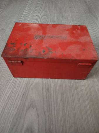 Snap On Box Tiny - $25 (Auburn)63471341973251121