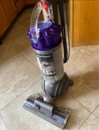 Dyson Ball Animal 2 Origin Upright Vacuum retail $499 1