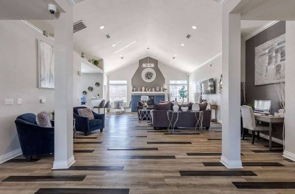 $1,249 / 2br - 1051ft2 - Business Center, Off Street Parking, High Ceilings (Select Units) (1040 Highland Vista Ave, Castle Rock, CO)63679423326977123