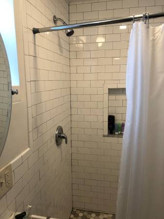 $1,995 / 1br - ESTUDIO EN HARVARD SQ CON BAÑO PRIVADO • AMUEBLADO, TODOS LOS SERVICIOS INCLUIDOS (Harvard / Porter Square, Cambridge)63690793335171122