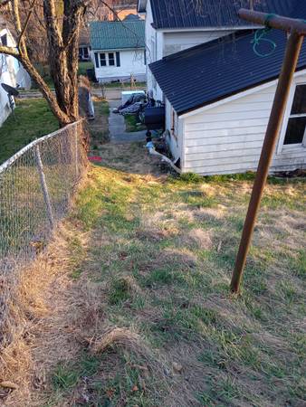 $35,000 / 2br - 0980ft2 - 2Bd. 1Ba For sale by owner Quit Deed (Bluefeild, Virginia)64316943855107123