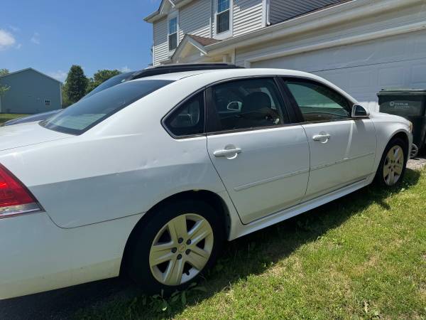 2010 Impala - $3.500 (Zion, IL)63618795543553122