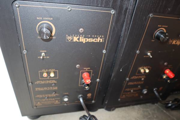 Altavoces Klipsch SP1, 2 pares, 275 dólares cada par - 250 (Tacoma)63471460288641123