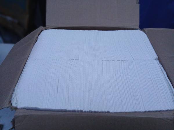 New  McKesson Disposable Towels [ 500] for Dental Bibs, Nails, Tattoo, 1