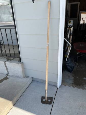 Concrete/ Mortar Hoe 1