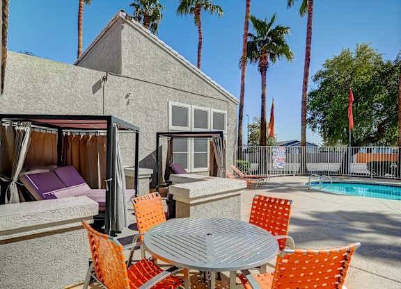 $1,335 / 2br - 840ft2 - **2 habitaciones Lavadora/Secadora UN MES GRATIS (60 N. Pecos Rd, Las Vegas, NV)63859613217923123